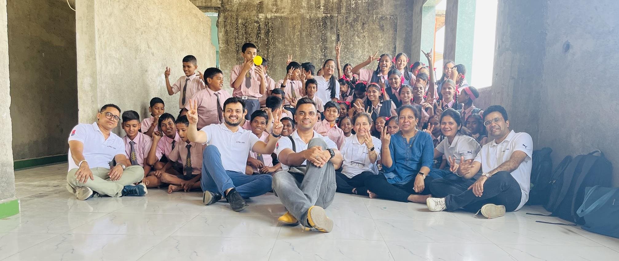 Volunteering with Future Leaders